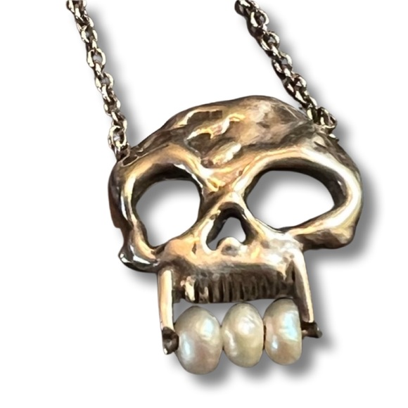 Memento Mori Goth Death Tiny Choker Necklace in Silver Pearl Teeth - Picture 2 of 8